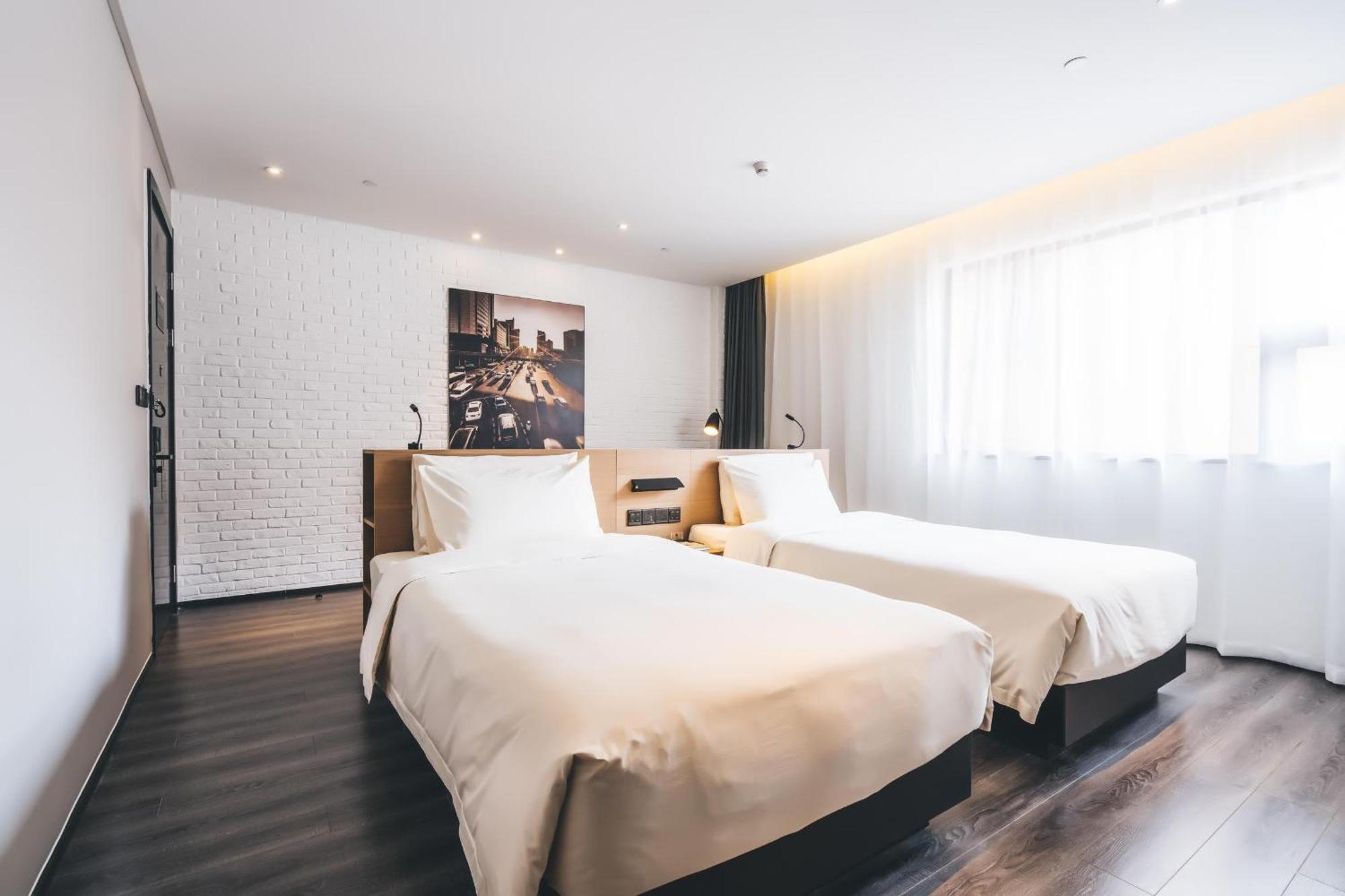 Atour X Hotel Shanghai Pudong Airport Chuansha Bagian luar foto