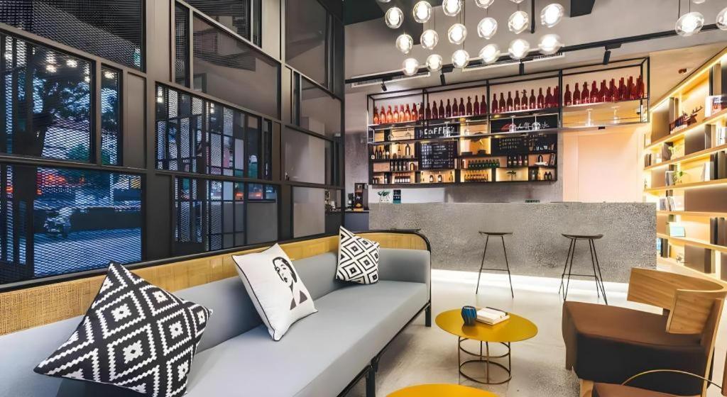 Atour X Hotel Shanghai Pudong Airport Chuansha Bagian luar foto