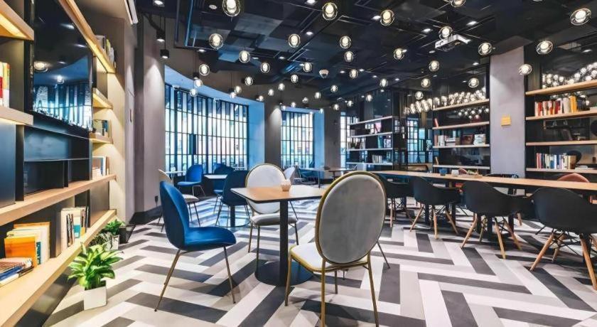 Atour X Hotel Shanghai Pudong Airport Chuansha Bagian luar foto